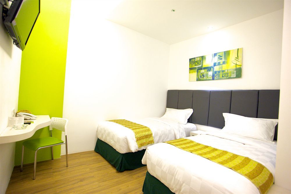 Arbor Biz Hotel Makassar Exterior foto